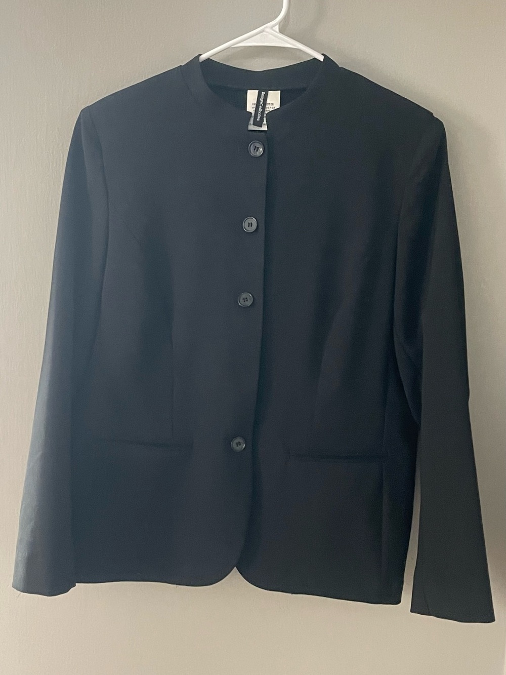 Women’s Black Collarless Button-Front Blazer